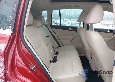 2016 Volkswagen Tiguan Se from USA, damaged, VIN WVGBV7AX6GW058163